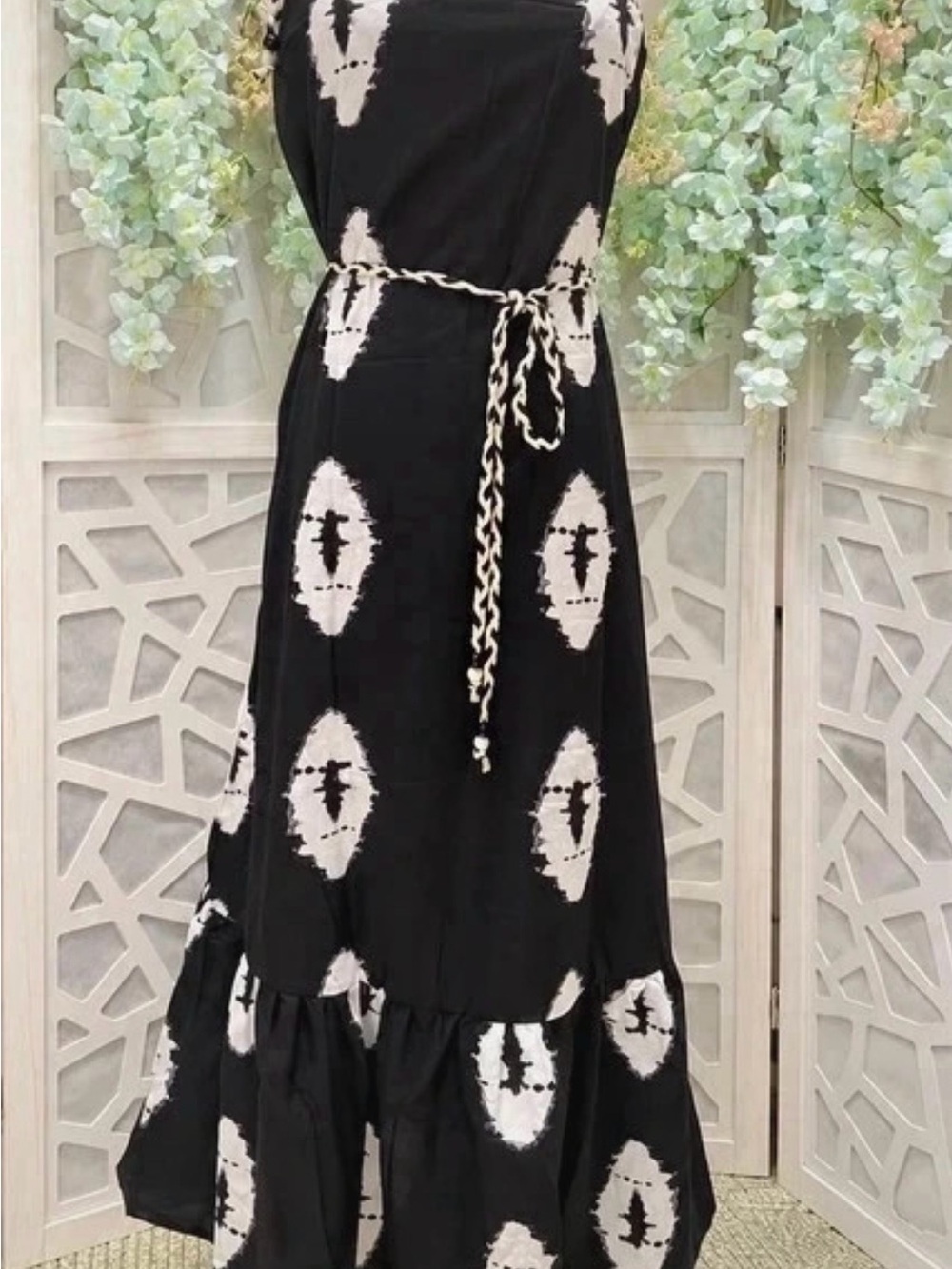 Black and White Tie-Waist Maxi Dress with Geometric Print